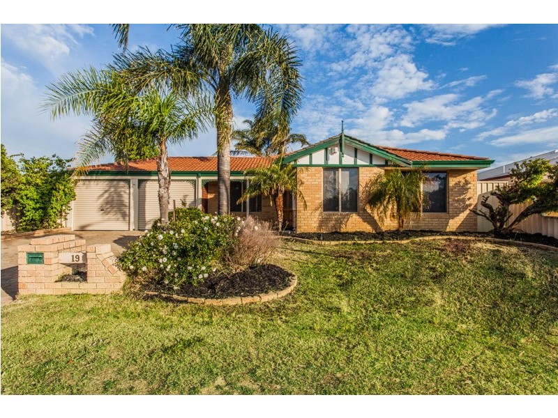 19 Kirin Way, Maddington WA 6109