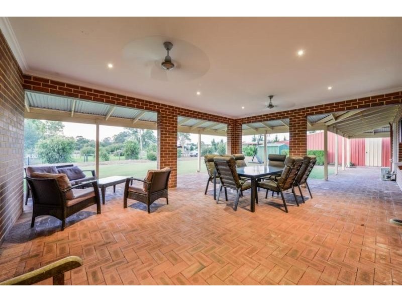 70 Dale Place, Orange Grove WA 6109