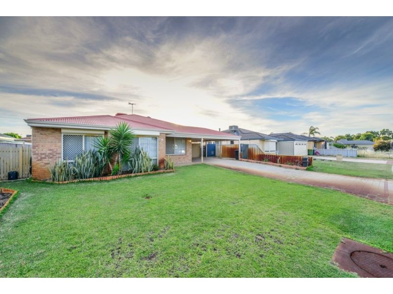 8 Quondong Close, Kenwick WA 6107
