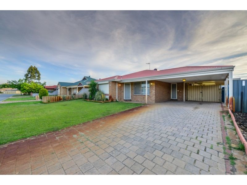 8 Quondong Close, Kenwick WA 6107