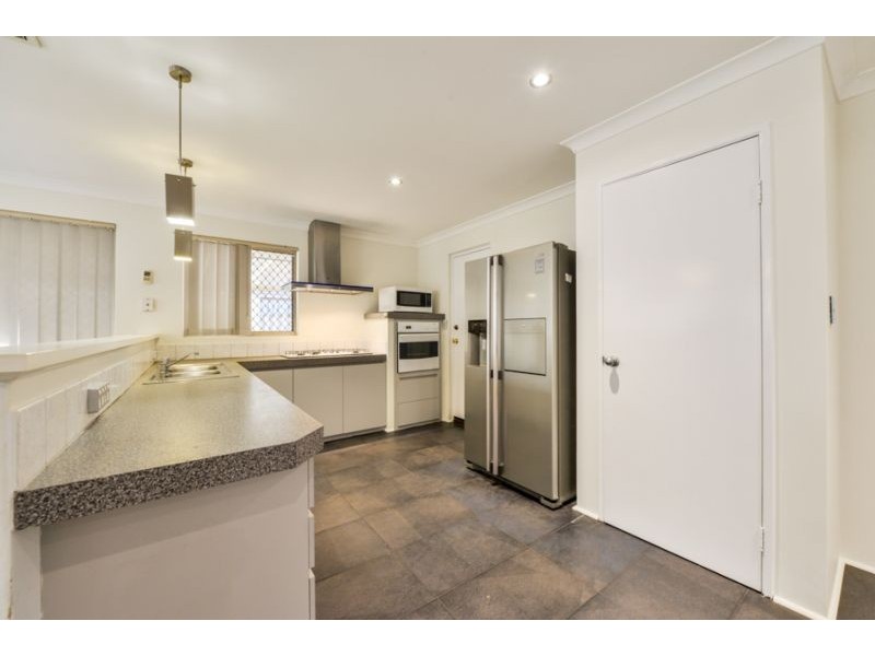 8 Quondong Close, Kenwick WA 6107