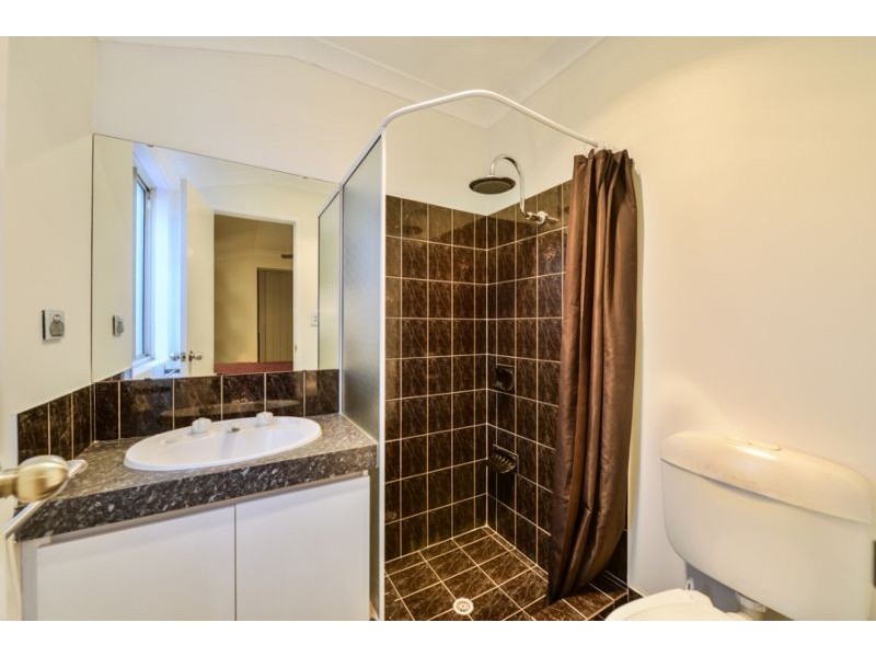 8 Quondong Close, Kenwick WA 6107