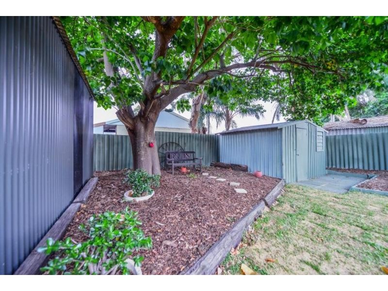 63 Crandon Street, Gosnells WA 6110