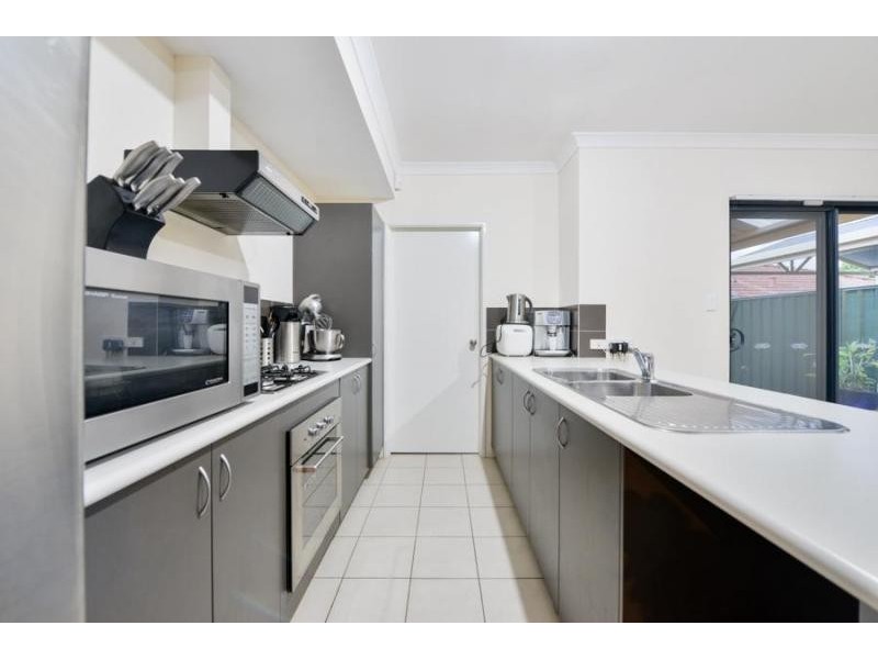 1/147 Kooyong Road, Rivervale WA 6103