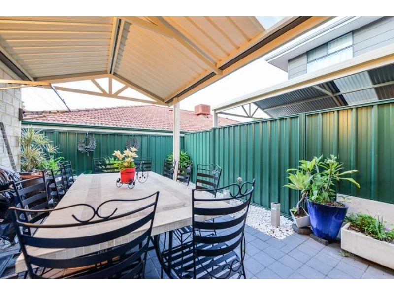 1/147 Kooyong Road, Rivervale WA 6103