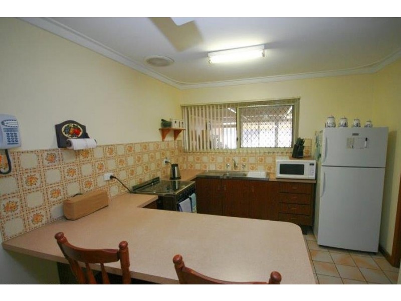 45 Lunar Way, Beckenham WA 6107