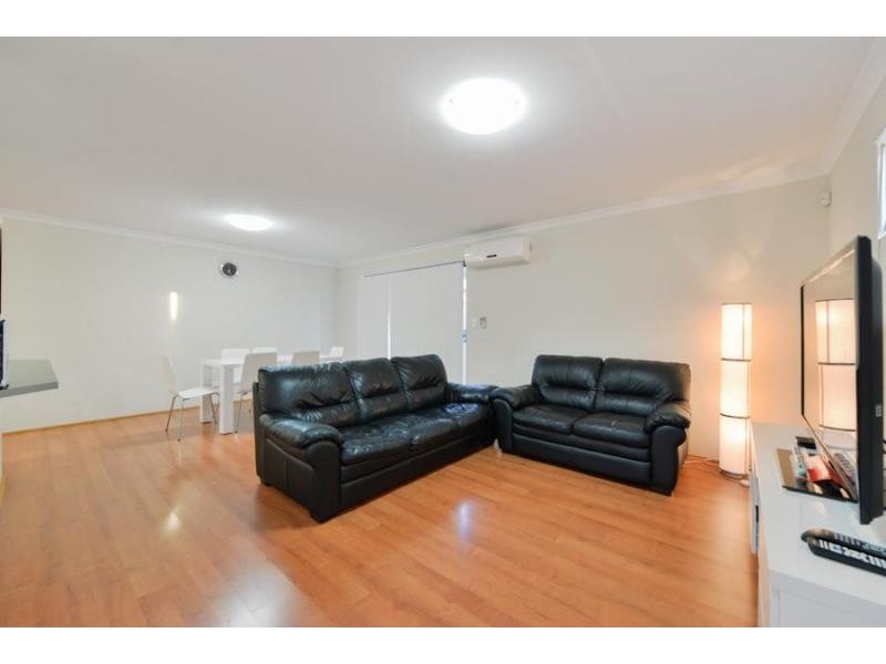 2/26 Prince Street, Queens Park WA 6107