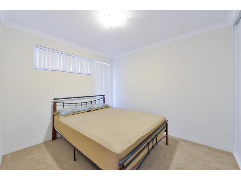 2/26 Prince Street, Queens Park WA 6107