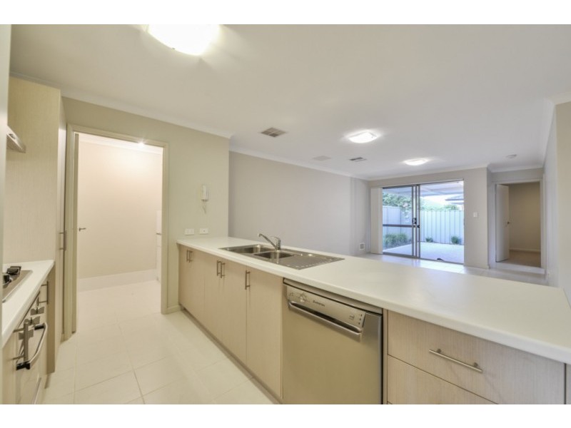 6/158 George Street, Queens Park WA 6107