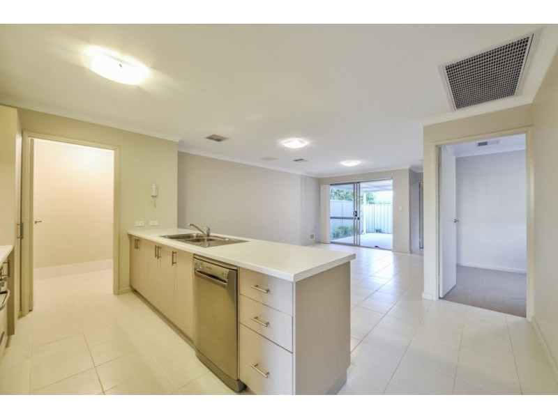 6/158 George Street, Queens Park WA 6107