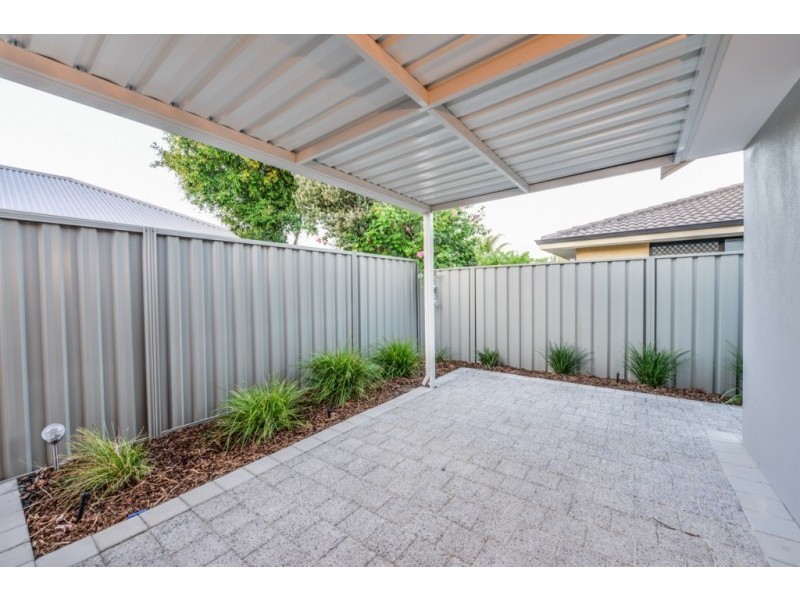 6/158 George Street, Queens Park WA 6107