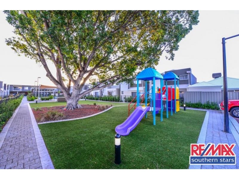 6/158 George Street, Queens Park WA 6107