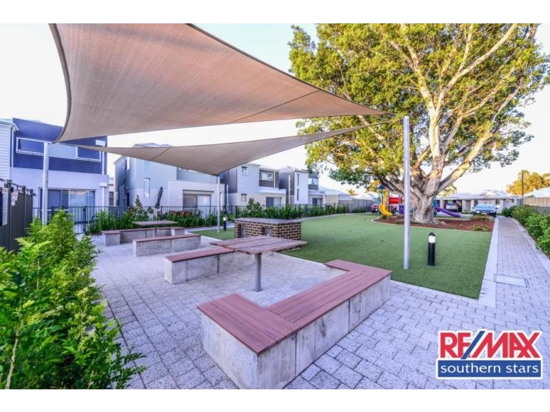 6/158 George Street, Queens Park WA 6107