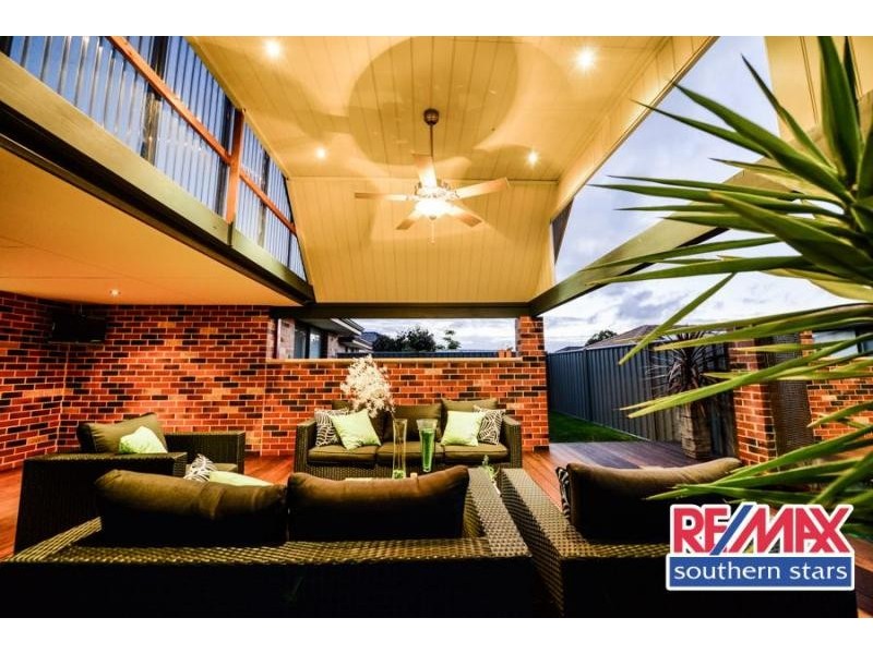 31 Serisier Parkway, Queens Park WA 6107