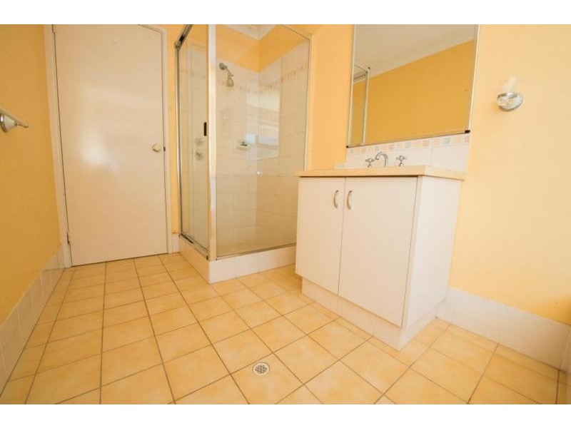 19 Carnegie Parade, Success WA 6164