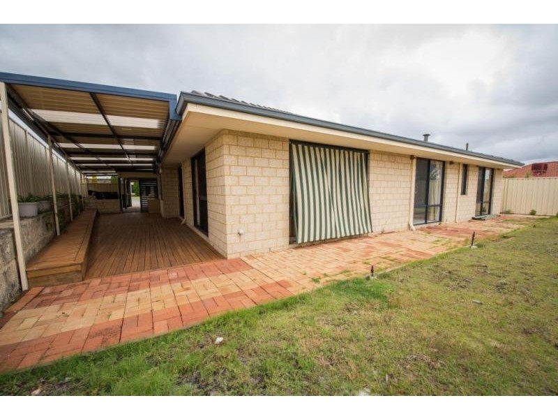 19 Carnegie Parade, Success WA 6164