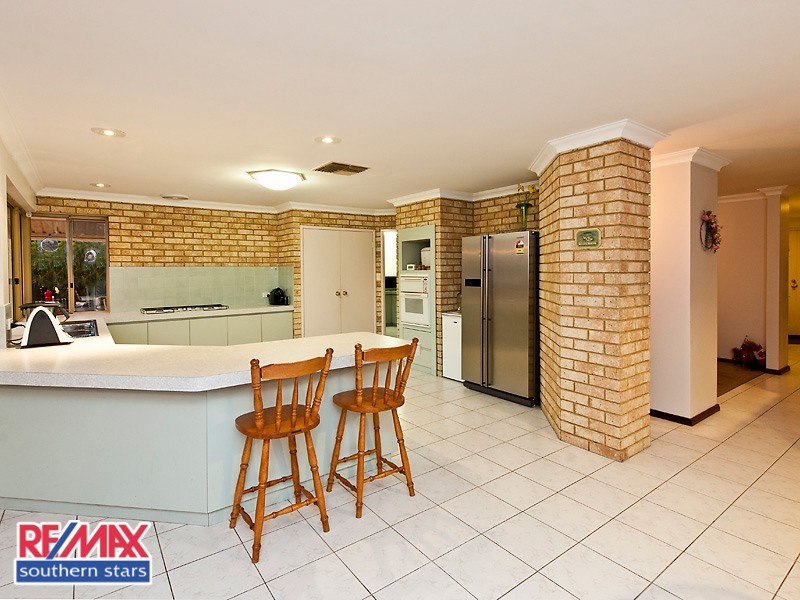 14 Pandanus Mews, Canning Vale WA 6155