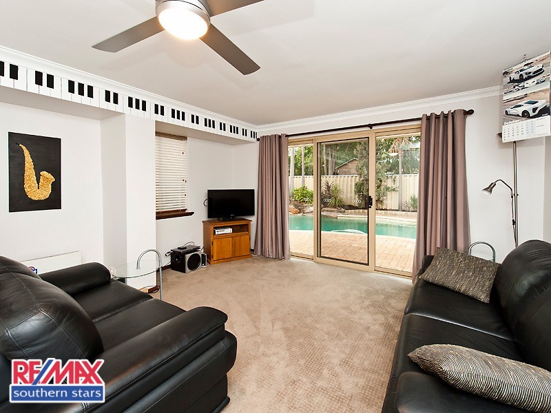 14 Pandanus Mews, Canning Vale WA 6155