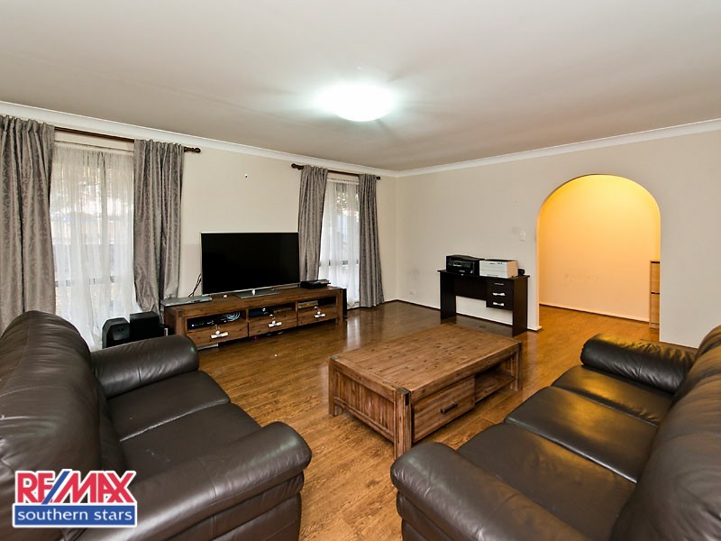 18 Wilfred Court, Thornlie WA 6108