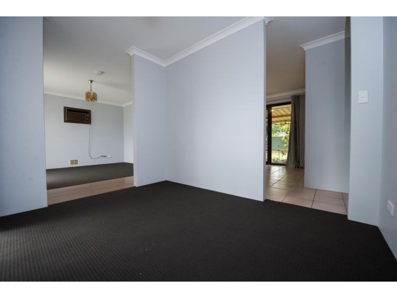 25 Mcgrath Place, Seville Grove WA 6112