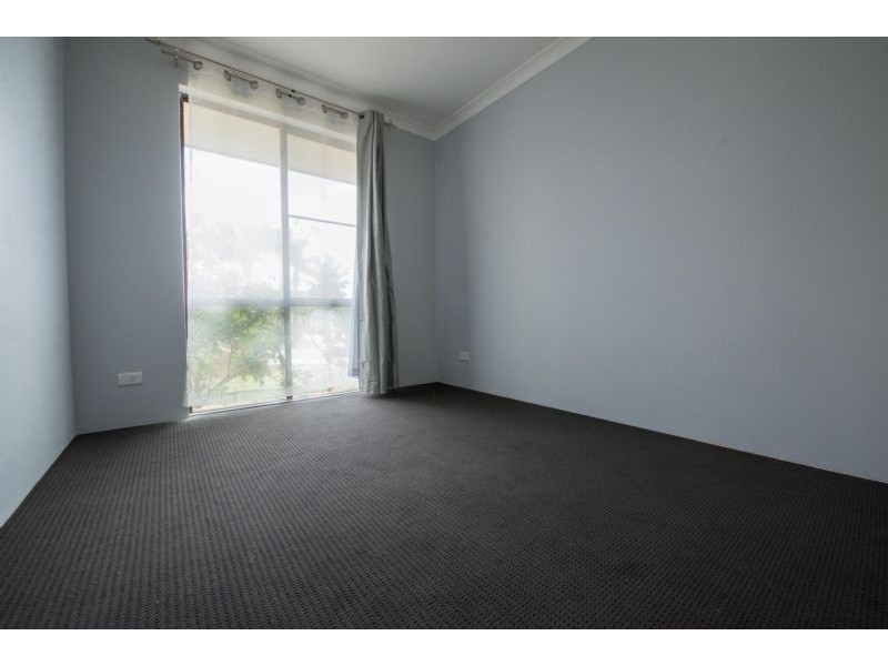 25 Mcgrath Place, Seville Grove WA 6112