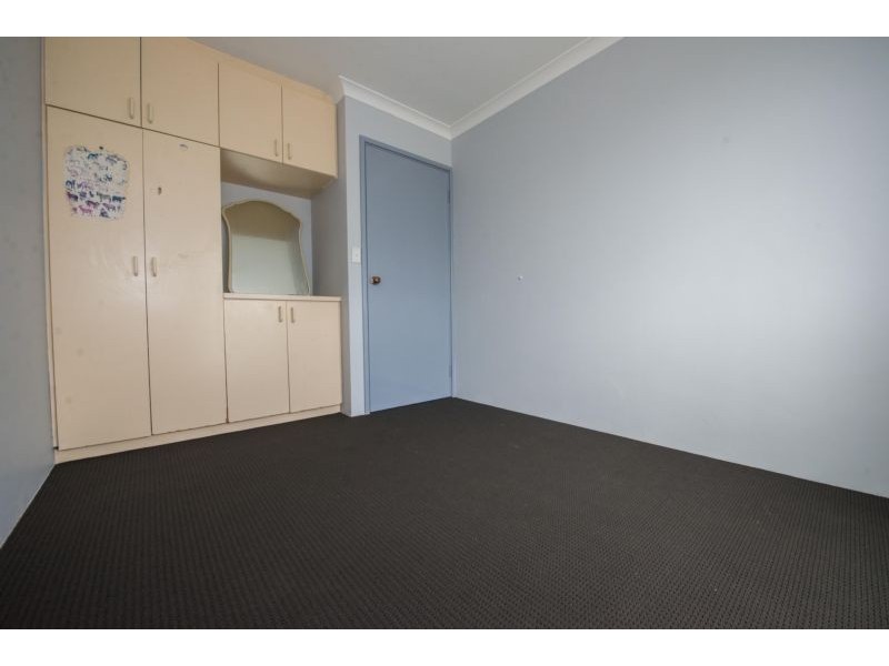 25 Mcgrath Place, Seville Grove WA 6112