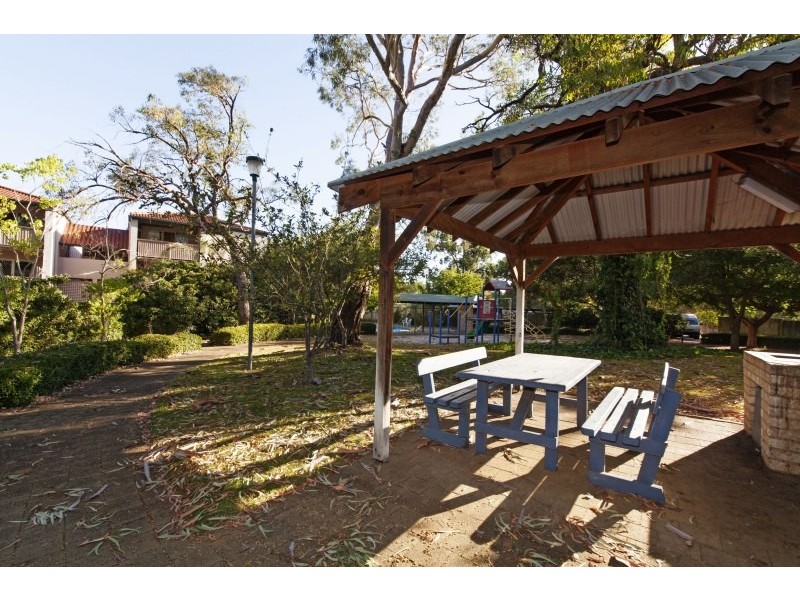 23/2 Pengilly Road, Orelia WA 6167