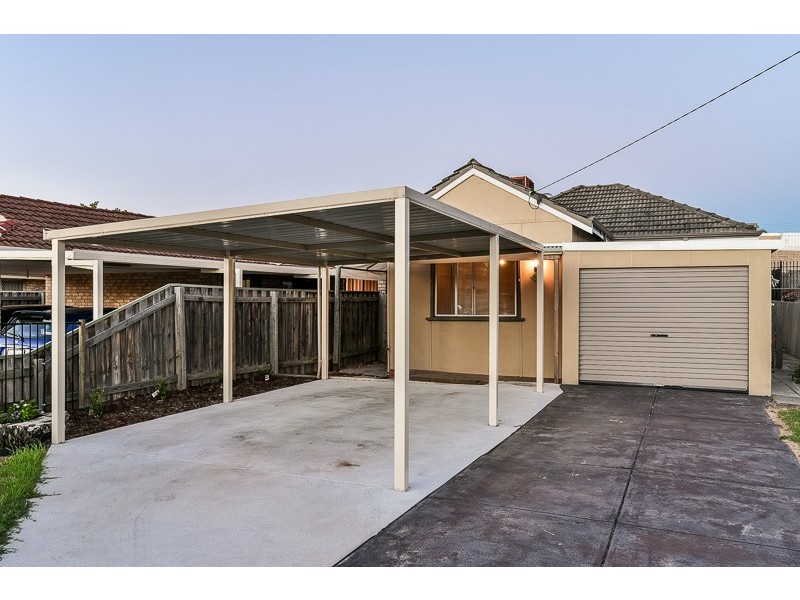 42 Derisleigh Street, Cannington WA 6107