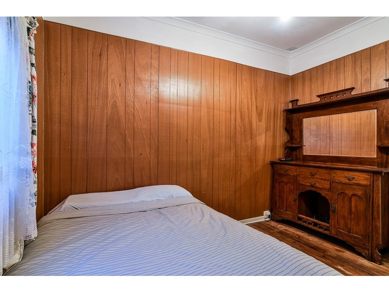 42 Derisleigh Street, Cannington WA 6107