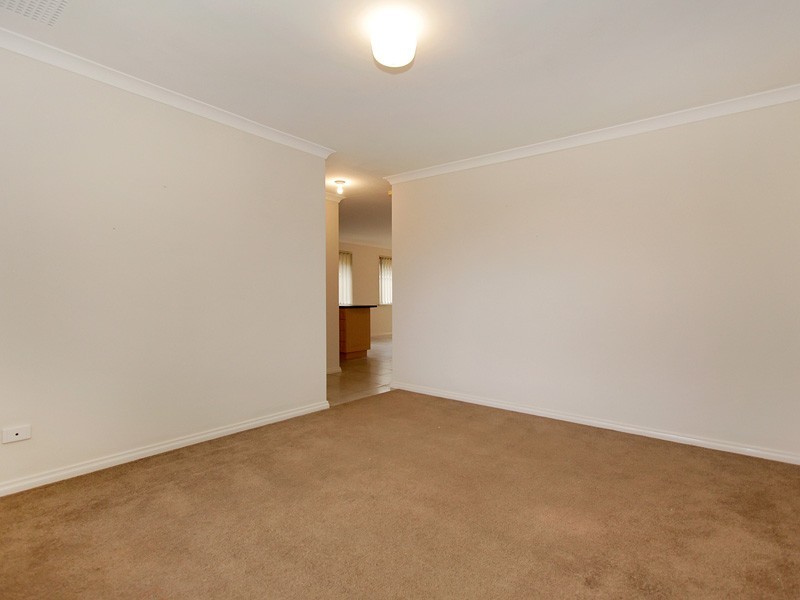 16/51 Braemore Street, Seville Grove WA 6112