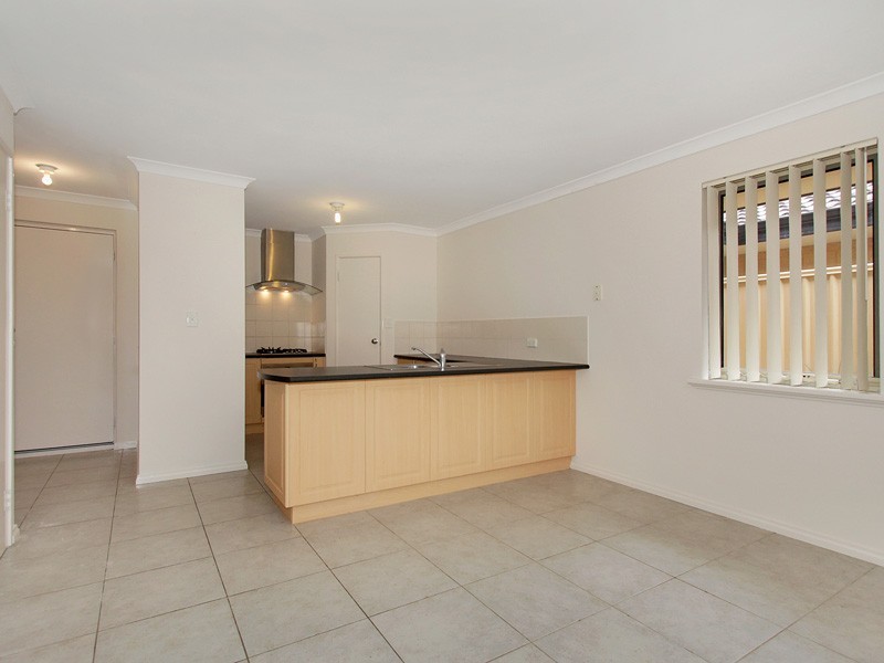 16/51 Braemore Street, Seville Grove WA 6112