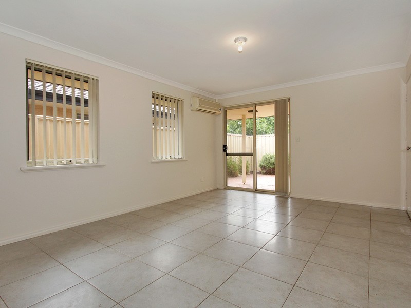 16/51 Braemore Street, Seville Grove WA 6112