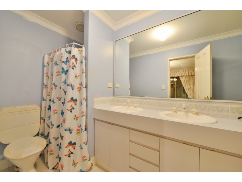 58 Mallard Way, Cannington WA 6107