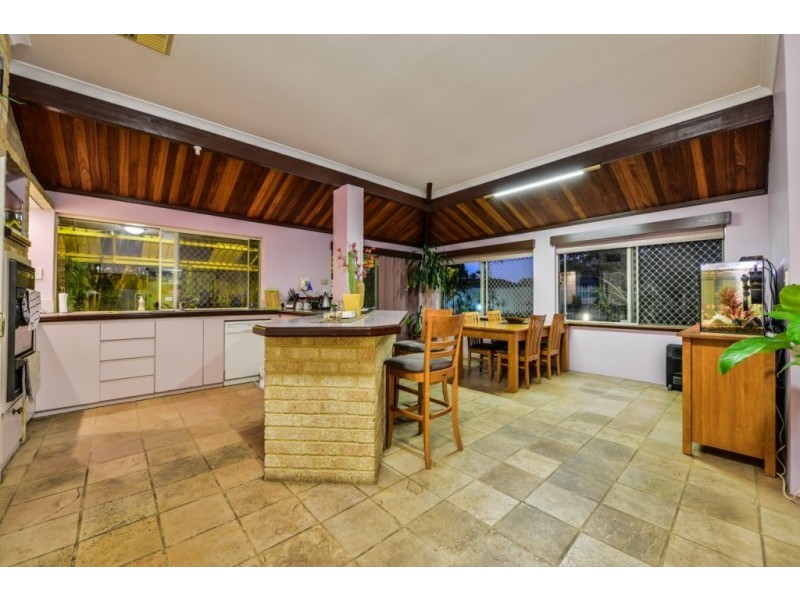 58 Mallard Way, Cannington WA 6107