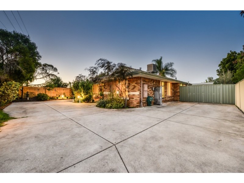 58 Mallard Way, Cannington WA 6107