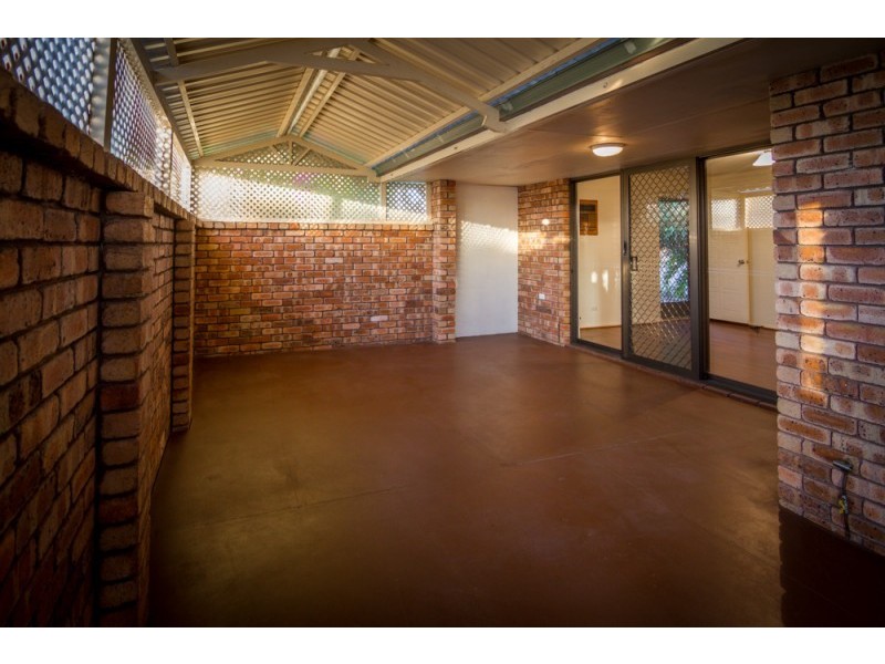 42 Dealy Close, Cannington WA 6107