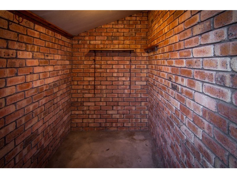 42 Dealy Close, Cannington WA 6107