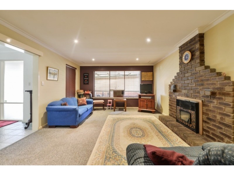 40 Sydenham Street, Beckenham WA 6107