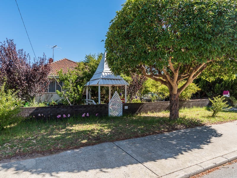 39 Celebration Street, Beckenham WA 6107