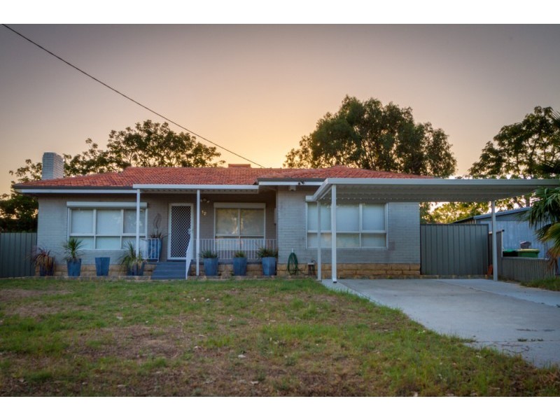 12 Tenterden Way, Gosnells WA 6110