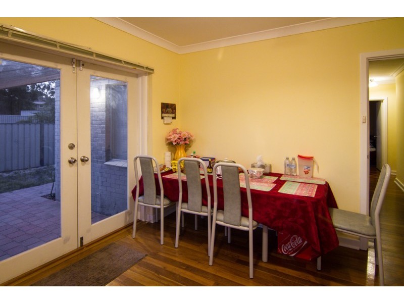 12 Tenterden Way, Gosnells WA 6110