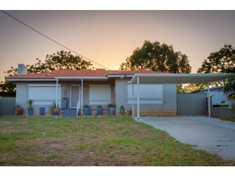 12 Tenterden Way, Gosnells WA 6110