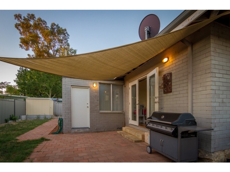 12 Tenterden Way, Gosnells WA 6110