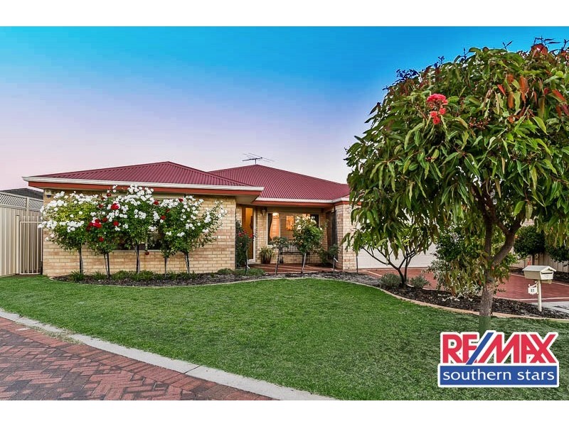 60 Salesian Court, Queens Park WA 6107