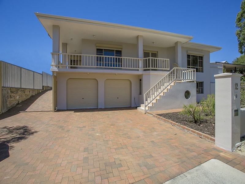 12 Elsfield Way, Bassendean WA 6054