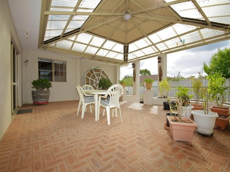 12 Elsfield Way, Bassendean WA 6054