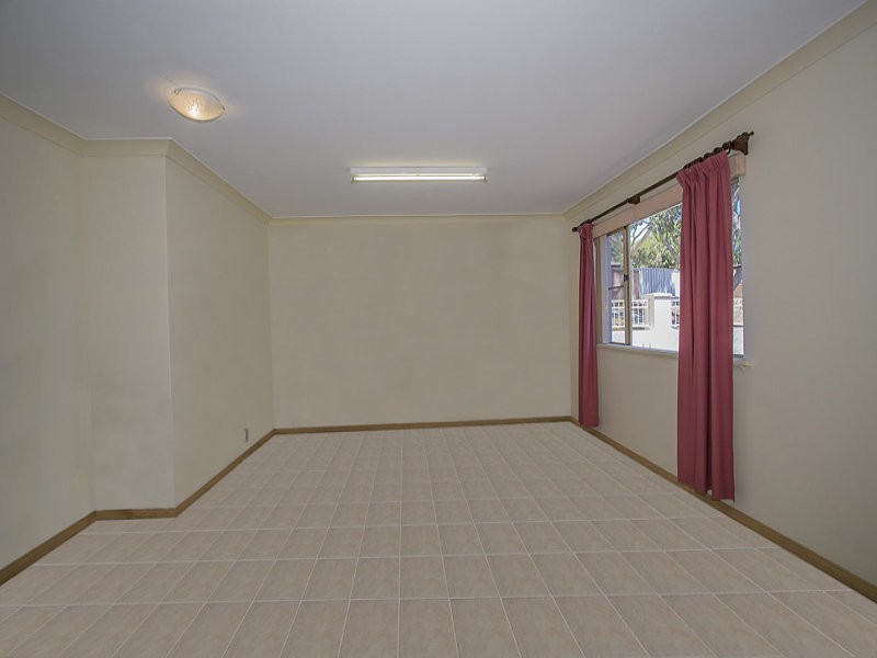 12 Elsfield Way, Bassendean WA 6054