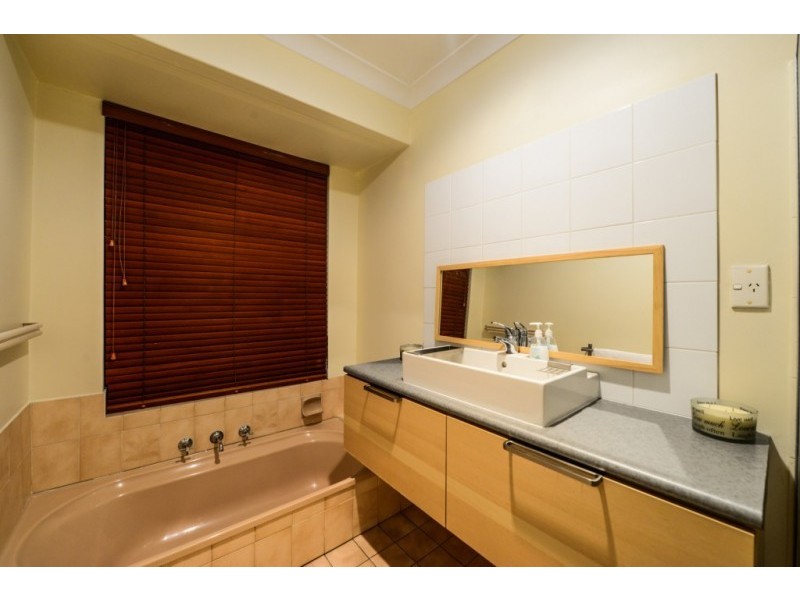 10 Gleed Court, Gosnells WA 6110