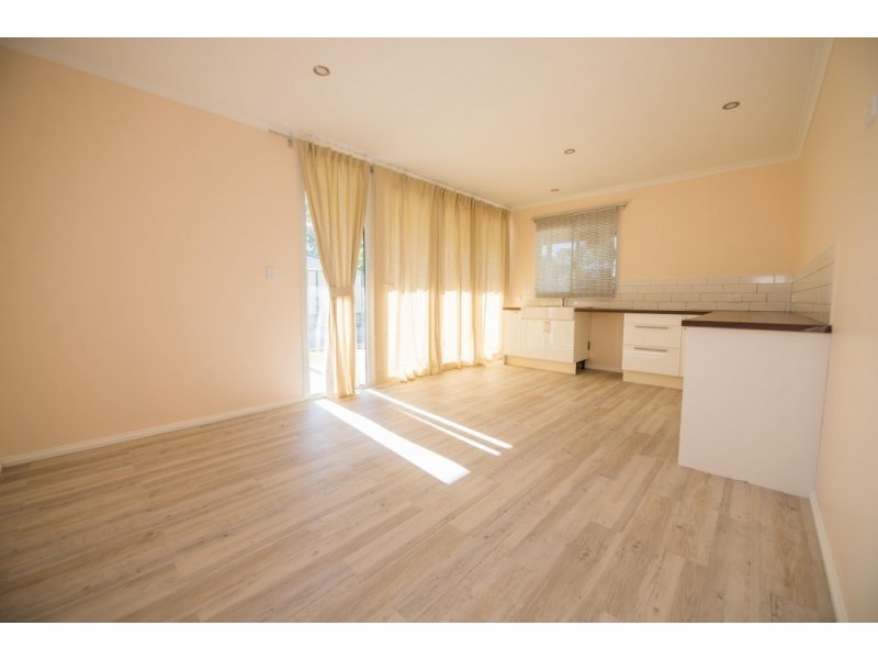 101 Crawford Street, East Cannington WA 6107