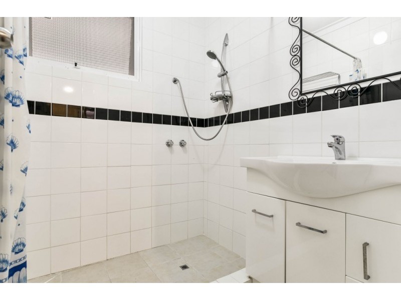 50 Dudley Road, Kenwick WA 6107